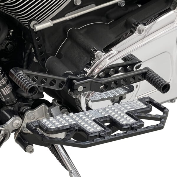 Twisted Choppers SureGrip Heel-Toe Shift Lever Kit for 2017-2026 Harley-Davidson Touring - Twisted Choppers Twisted Choppers SureGrip Heel-Toe Shift Lever Kit for 2017-2026 Harley-Davidson Touring - Image 8